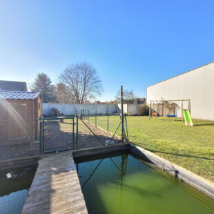 Maison individuelle 135m², 3 chambres, jardin et stationnement privatif