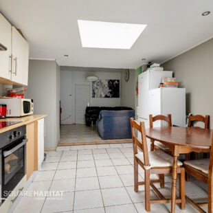HELLEMMES LILLE – MAISON –  SEMI PLAIN PIED – PROCHE METRO – 5 CHAMBRES –  2 SDB – 3 WC EXTERIEUR