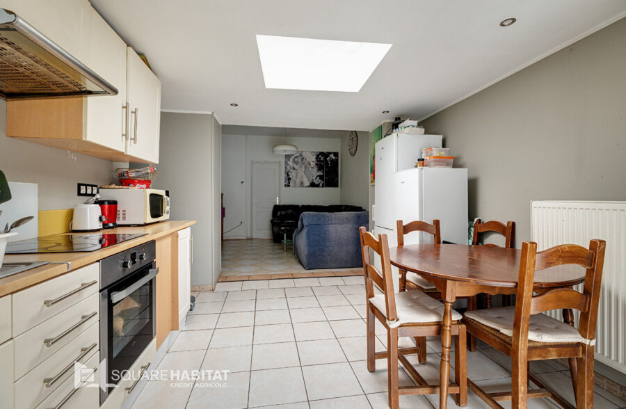HELLEMMES LILLE – MAISON –  SEMI PLAIN PIED – PROCHE METRO – 5 CHAMBRES –  2 SDB – 3 WC EXTERIEUR
