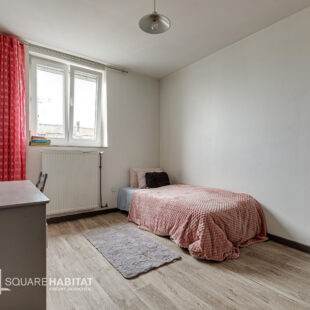 HELLEMMES LILLE – MAISON –  SEMI PLAIN PIED – PROCHE METRO – 5 CHAMBRES –  2 SDB – 3 WC EXTERIEUR