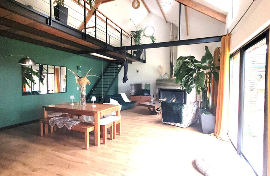 Maison  8 pièce(s) 320 m2