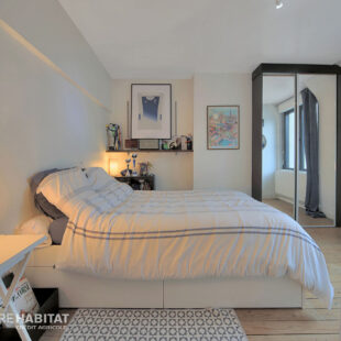 Maison  8 pièce(s) 320 m2