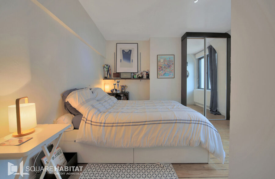 Maison  8 pièce(s) 320 m2