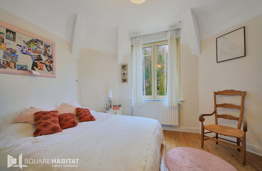 Maison  8 pièce(s) 320 m2