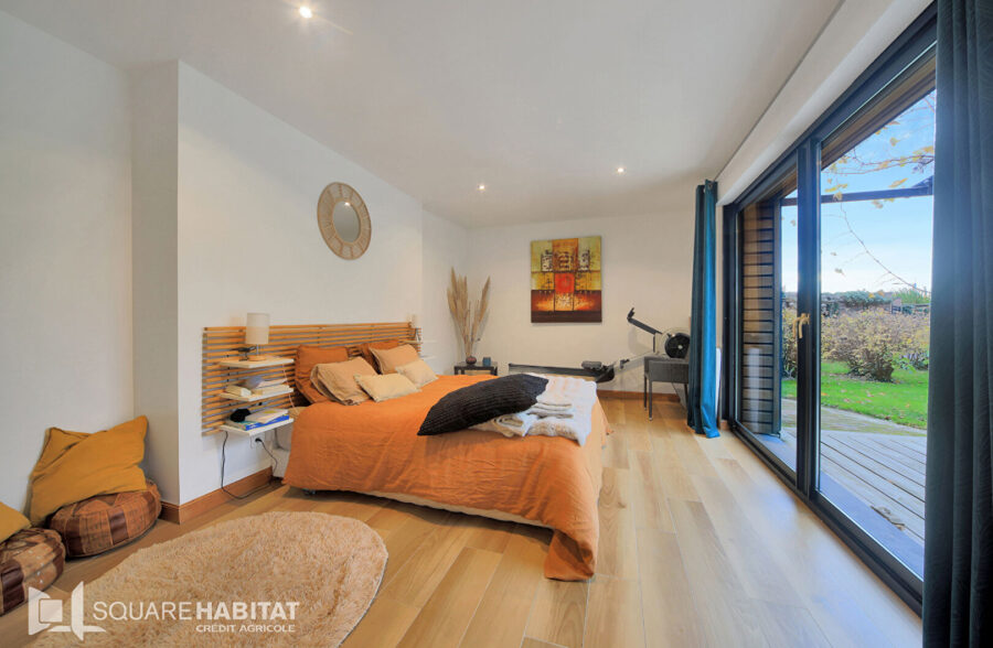 Maison  8 pièce(s) 320 m2