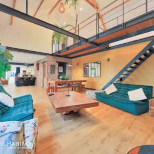 Maison  8 pièce(s) 320 m2