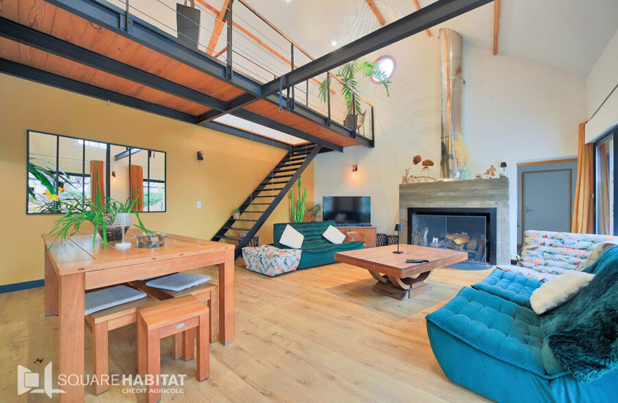 Maison  8 pièce(s) 320 m2