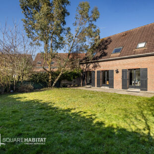 LILLE-LOMME Bourg : Maison individuelle 130m2 sol, 4 chambres, jardin, garage, parking