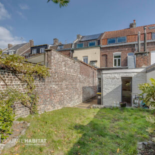 MAISON DE CARACTERE AVEC JARDIN PROXIMITE TRAMWAY