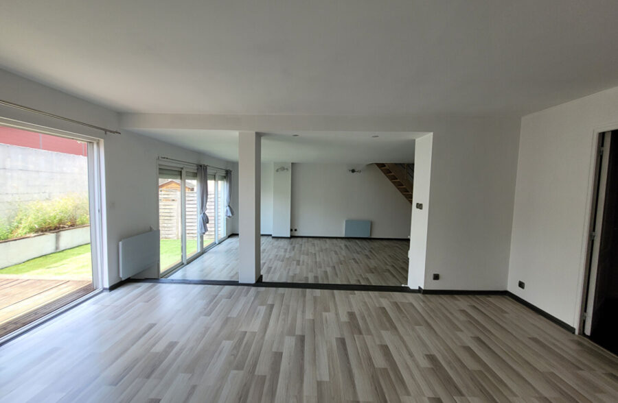 MAISON IMPECCABLE 148.7 m² à TOURCOING (59200)