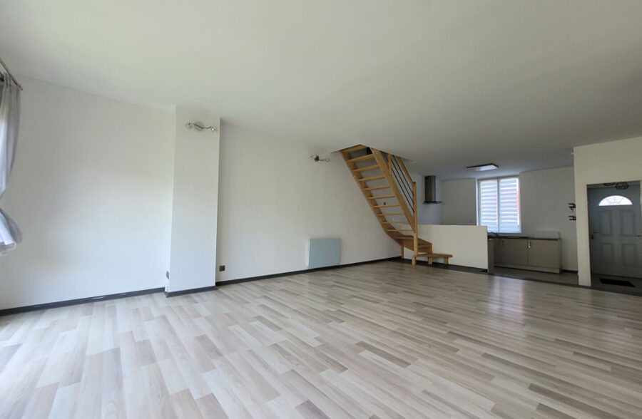 MAISON IMPECCABLE 148.7 m² à TOURCOING (59200)