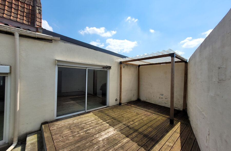 MAISON IMPECCABLE 148.7 m² à TOURCOING (59200)