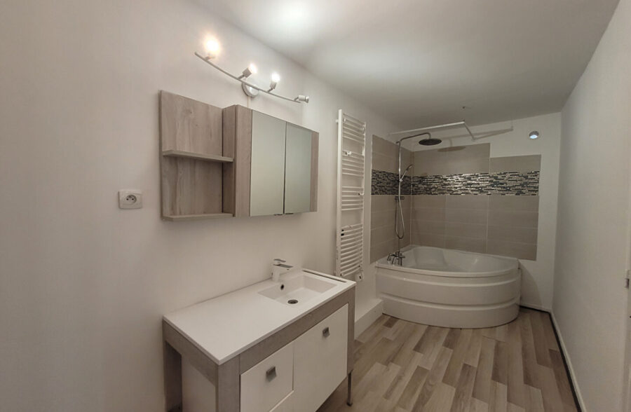MAISON IMPECCABLE 148.7 m² à TOURCOING (59200)