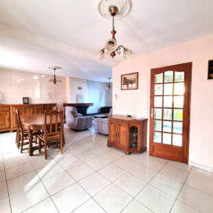 individuelle sur ATTICHES 4 chambres + bureau