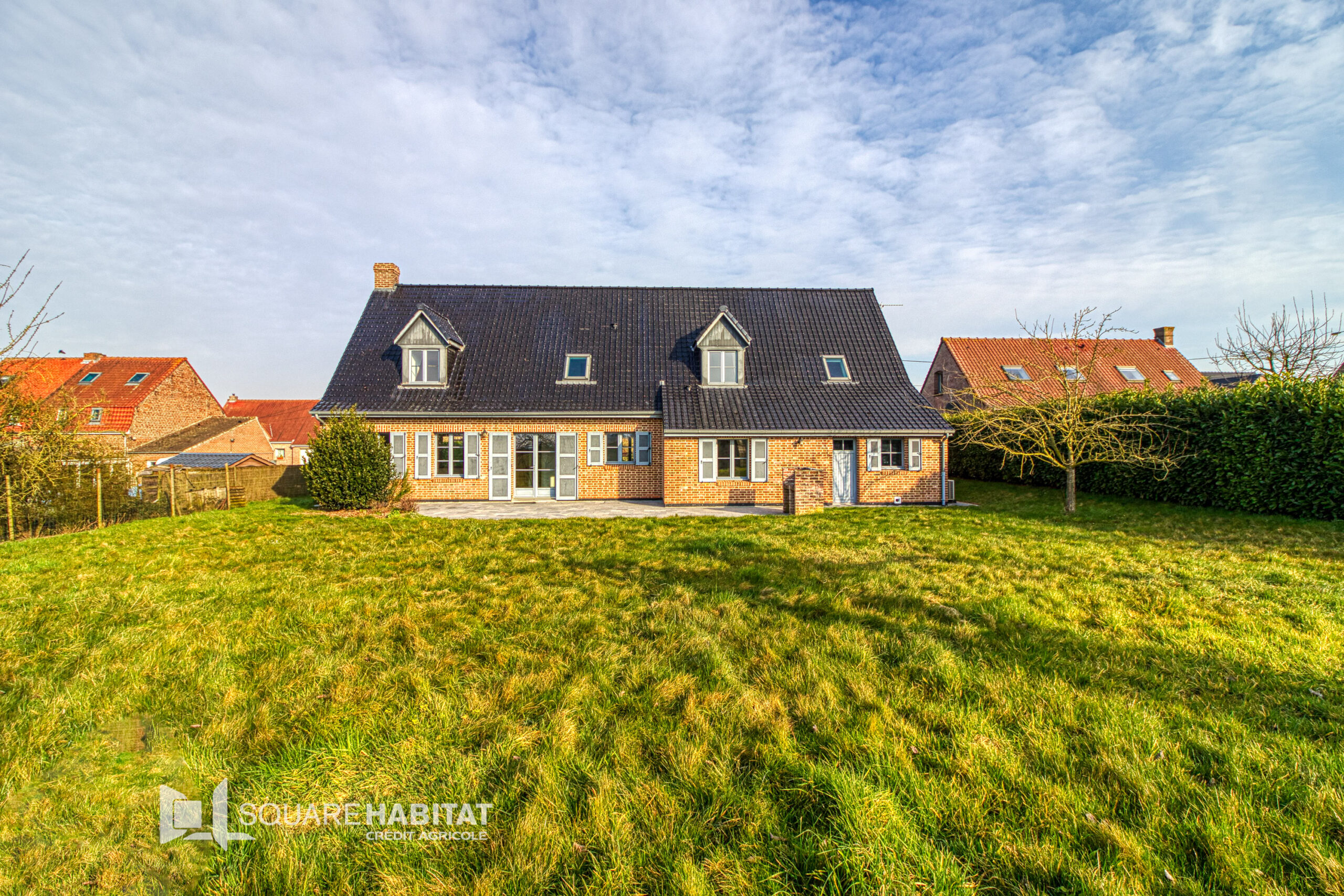 Maison d’exception, semi plain-pied de 195m2 à Eecke