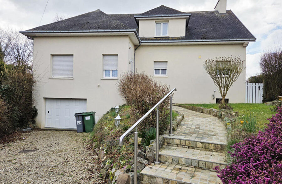 Maison d’architecte sur Noeux les >Mines en semi plain pied