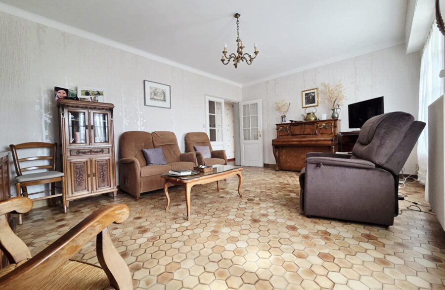 Maison d’architecte sur Noeux les >Mines en semi plain pied