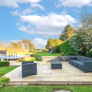 Maison Aix En Pevele 239 m2