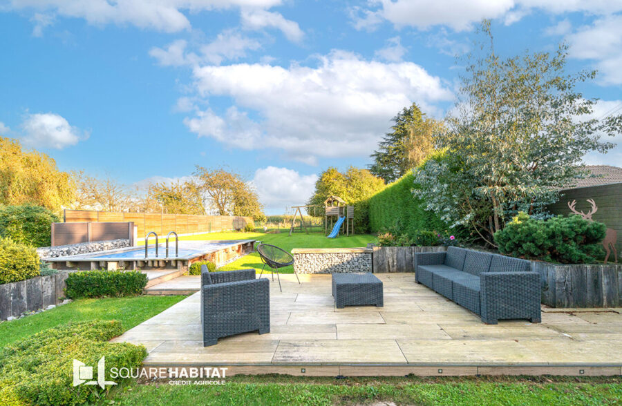Maison Aix En Pevele 239 m2