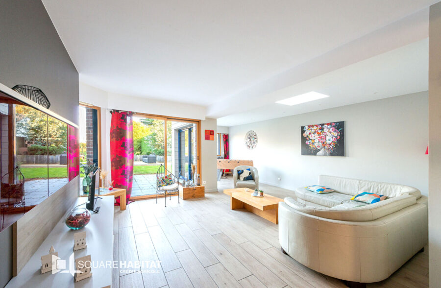 Maison Aix En Pevele 239 m2