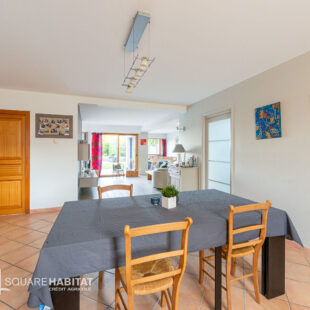 Maison Aix En Pevele 239 m2