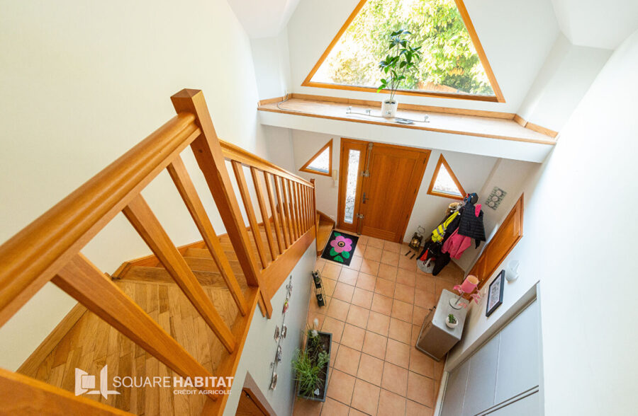 Maison Aix En Pevele 239 m2
