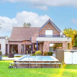 Maison Aix En Pevele 239 m2