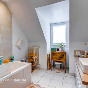 MAISON IDIVIDUELLE  138m2 LA CHAPELLE D ARMENTIERES