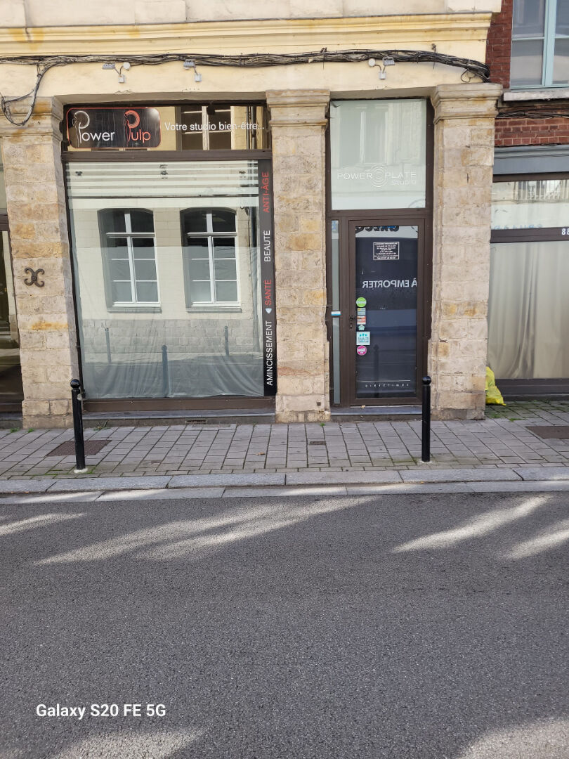 Local commercial 93.2 m²