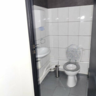 Local commercial 93.2 m²