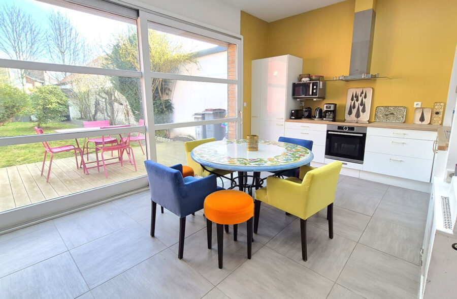 Maison 4 chambres, 2 salles de bains et jardin