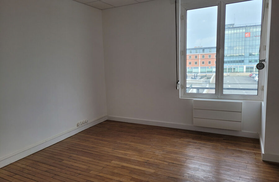 Plateau de bureaux 120m² LENS centre