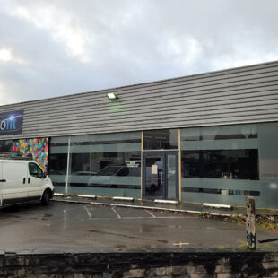 Local commercial 1000 m²