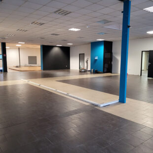 Local commercial 1000 m²