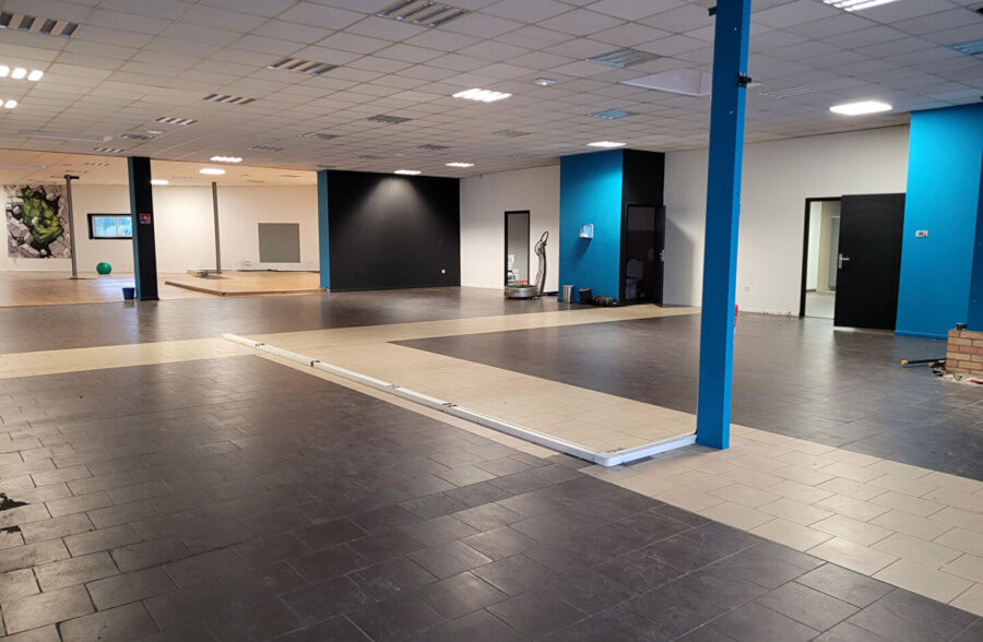 Local commercial 1000 m²