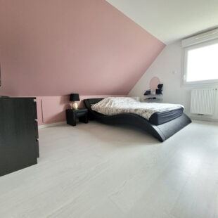 Pavillon RECENT 4 Chambres  Sous compromis 