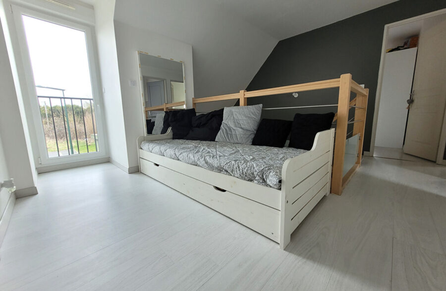 Pavillon RECENT 4 Chambres  Sous compromis 