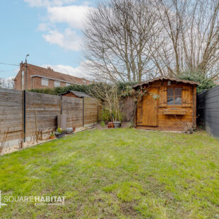 Maison bel étage, quatre chambres, garage, jardin  Sous compromis 