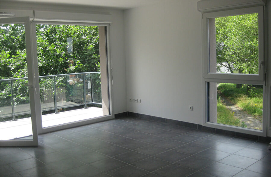 Secteur Bois Leurent / Appartement T3 récent avec double parking