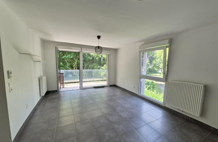 Secteur Bois Leurent / Appartement T3 récent avec double parking