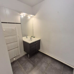 Secteur Bois Leurent / Appartement T3 récent avec double parking