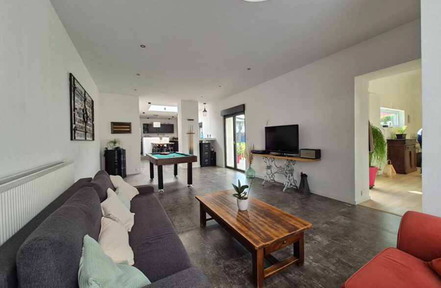 Maison semi-individuelle 3 chambres + parking + jardin + garage