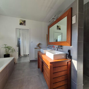 Maison semi-individuelle 3 chambres + parking + jardin + garage
