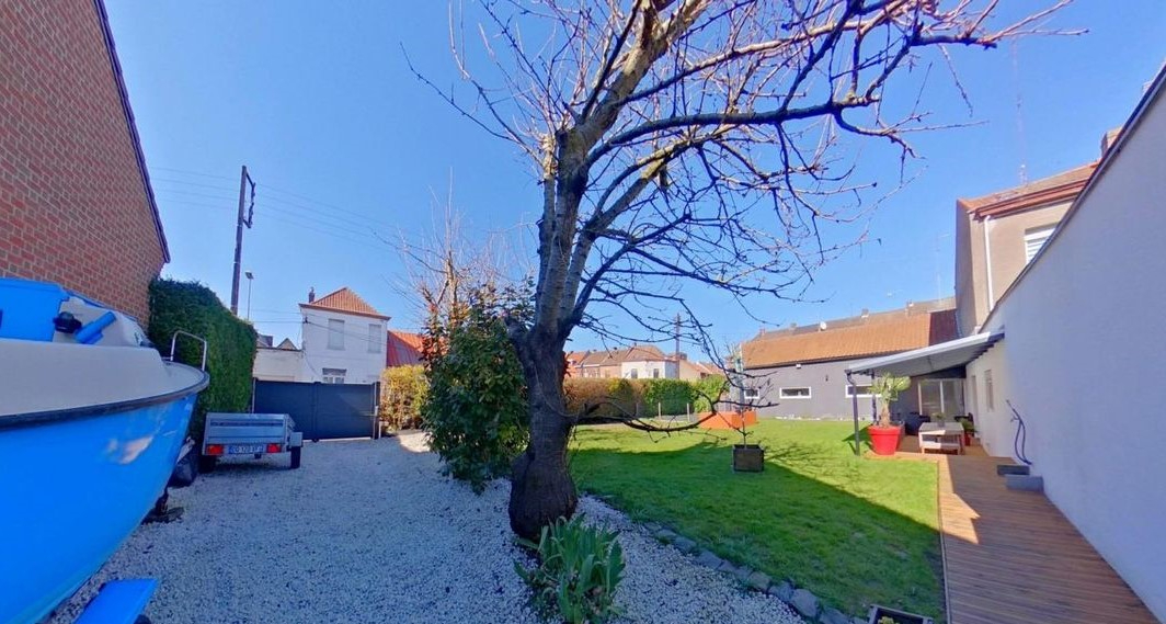 Maison semi-individuelle sans travaux 3 chambres + parking + jardin + garage