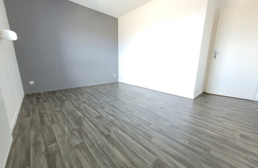 Appartement Bully Les Mines 2 Chambres  Sous compromis 