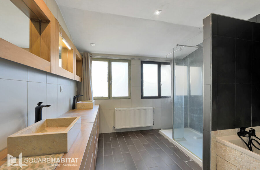 Maison de Plain Pied  renové