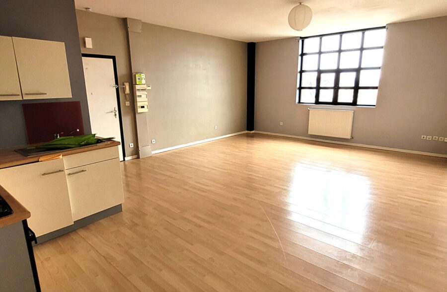 Appartement Anzin 2 pièce(s) 60 m2  Sous compromis 