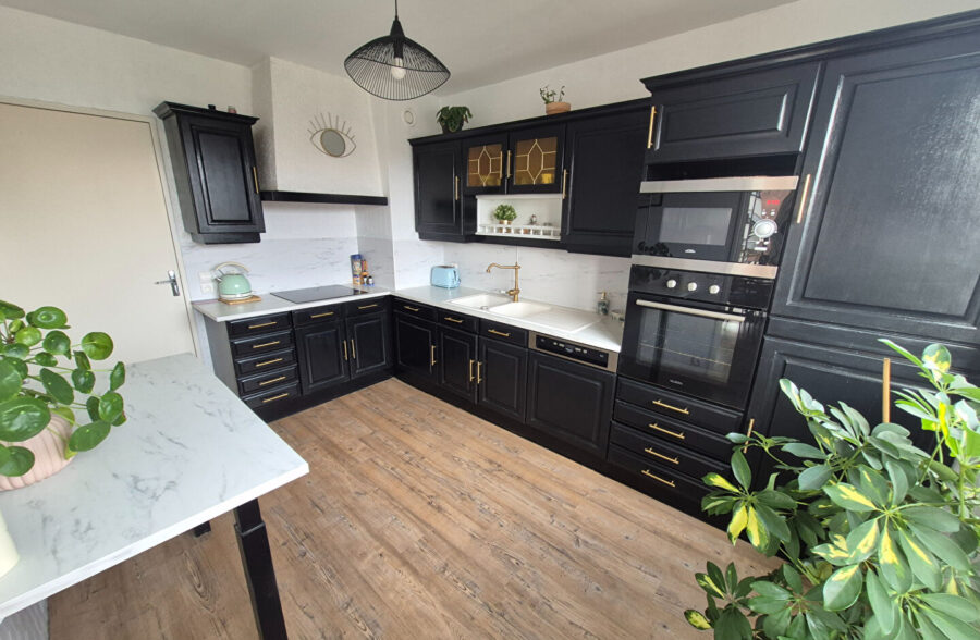 Appartement Faches Thumesnil 4 pièce(s) 93.40 m2