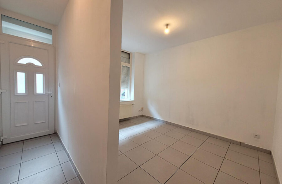 MAISON DE VILLE 4 CHAMBRES ENTIEREMENT RENOVEE