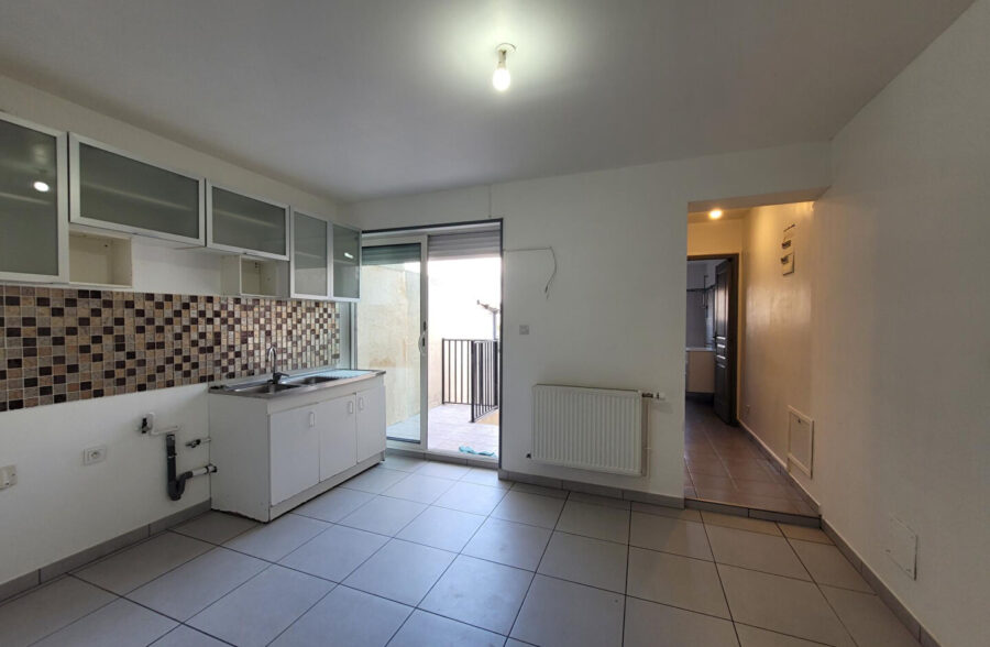 MAISON DE VILLE 4 CHAMBRES ENTIEREMENT RENOVEE